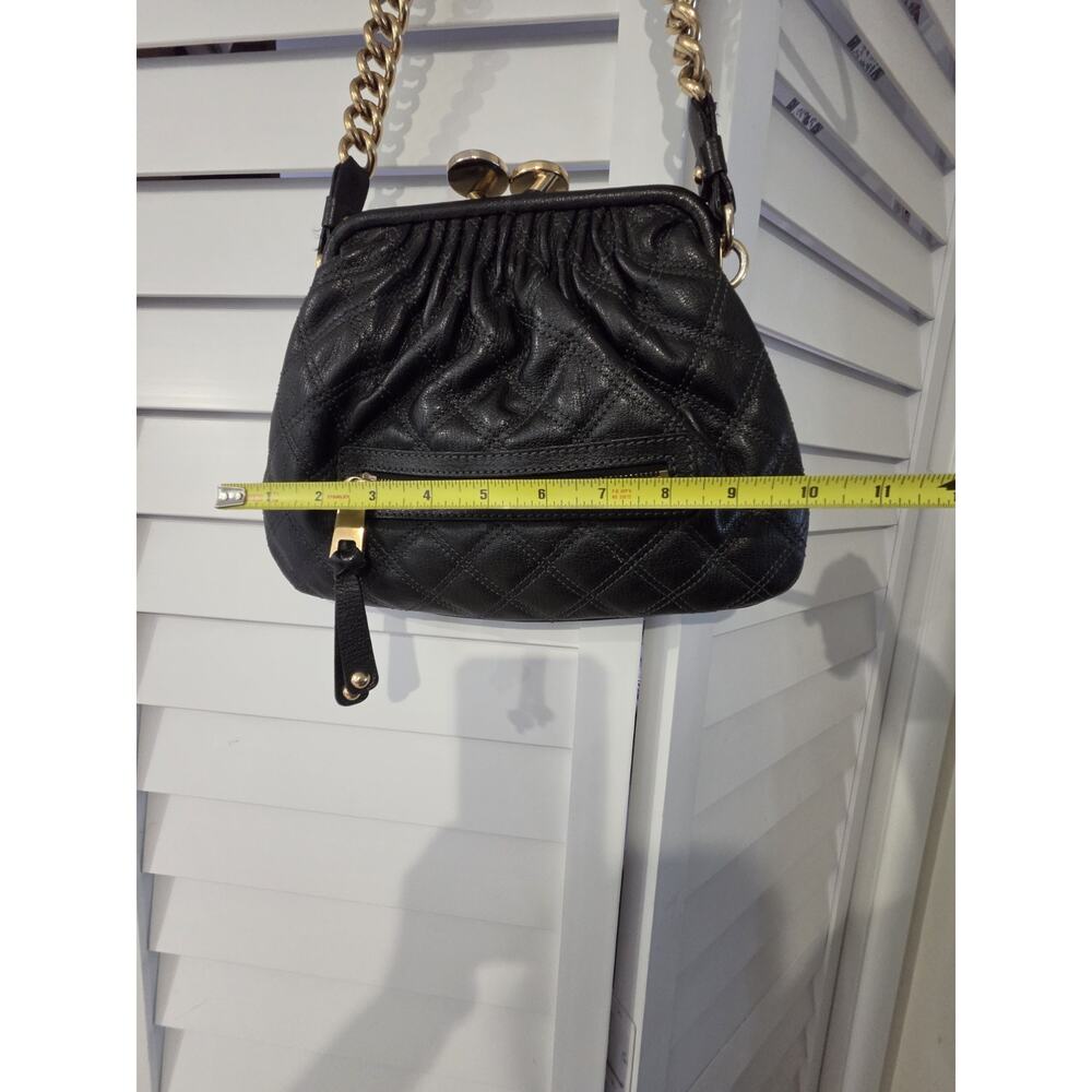Marc Jacobs Black Quilted Kiss Lock Shoulder Bag Gold Chain Strap - Picture 8 of 14